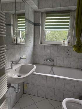 Badezimmer - Etagenwohnung mit 65,00 m² in Oberursel am Taunus zur Miete