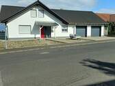 Haus Vorderansicht - 
