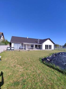 Haus Terrassenseite Bild 2 - 