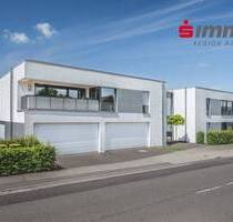 Neuwertiges 10-Parteienhaus mit Aufzug und 5 Garagen in direkter Nähe der Dreilägerbachtalsperre - Roetgen