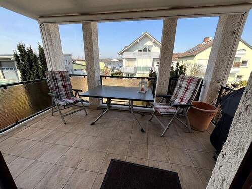 1. OG, überdachter Balkon - 