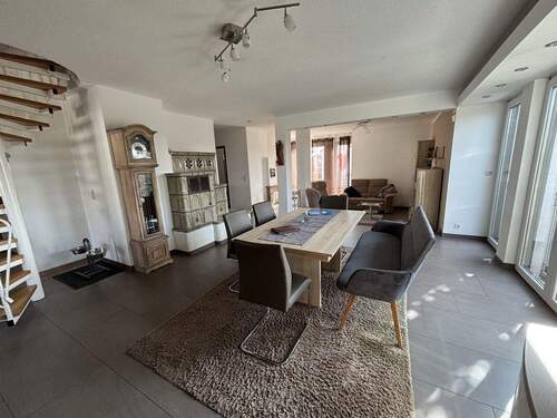 1. OG Essbereich - 1 Zimmer Mehrfamilienhaus, Wohnhaus zum Kaufen in Obertshausen