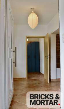 Flur Eingang - 4 Zimmer Büro in Dresden / Pennrich