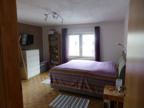 Schalfzimmer - Mehrfamilienhaus, Wohnhaus mit 260,00 m² in Passau zum Kaufen