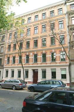 Hausfront - Etagenwohnung mit 68,00 m² in Leipzig zum Kaufen