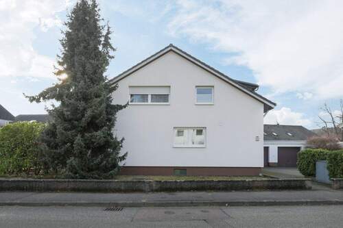 Straßenansicht - 8 Zimmer Mehrfamilienhaus, Wohnhaus zum Kaufen in Baden-Baden / Sandweier