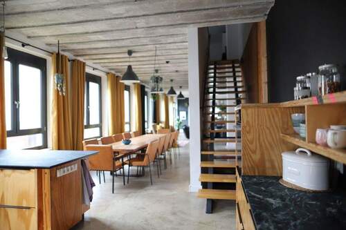 EG Küche - Loft mit 100 m² Wohnbereich, 40 m² Büro und Garten