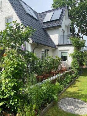 Terrasse und Solar - 8 Zimmer Mehrfamilienhaus, Wohnhaus zum Kaufen in Celle