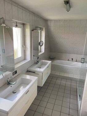 Stadthaus Interior Bad - 