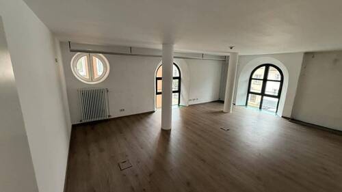 Büro 3 - 