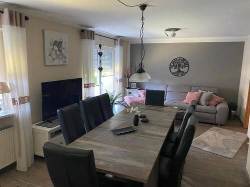 Esszimmer mit Zugang zum BZ - 