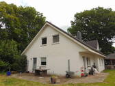 Ansicht - Großes Wohnhaus mit 2 Wohnbereichen in Rastede