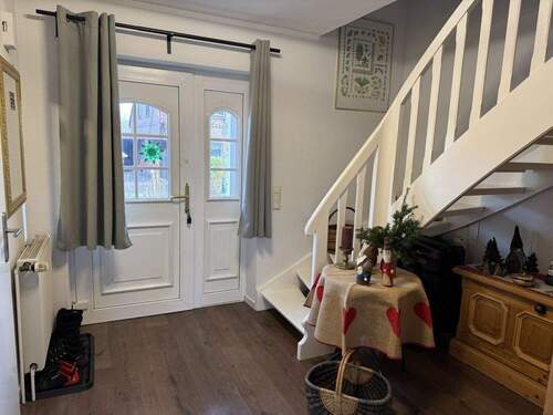 Diele - 4 Zimmer Doppelhaushälfte zum Kaufen in Burg (Dithmarschen)