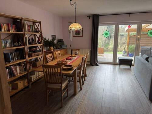 Wohn- und Esszimmer - 