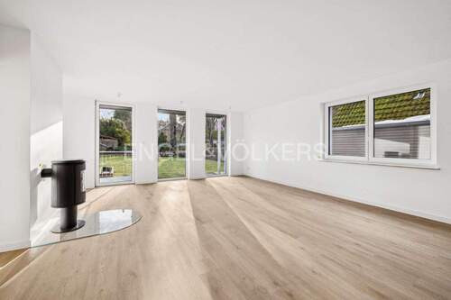 Wohnzimmer - 3 Zimmer Etagenwohnung zur Miete in Ahrensburg