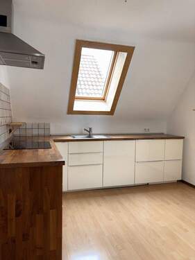 Küche - Zentrale Lage trifft auf Ruhe - 2 Zi-Wohnung mit eigenem Gartenabteil