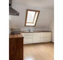 Zentrale Lage trifft auf Ruhe - 2 Zi-Wohnung mit eigenem Gartenabteil - Kandel