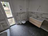 Bad mit Waschtisch - 