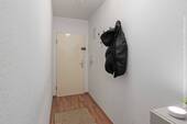 Eingangsflur mit Garderobe. - 