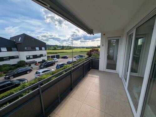 Balkon - Etagenwohnung mit 96,00 m&sup2; in Leonberg zur Miete