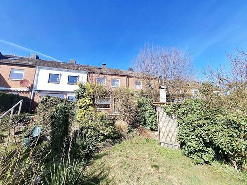 Rückansicht - Reihenmittelhaus mit 91,30 m&sup2; in Groß Grönau zum Kaufen