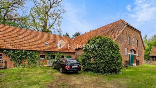 Außenansicht 3 - 5 Zimmer Bauernhaus, Landhaus zum Kaufen in Wardenburg