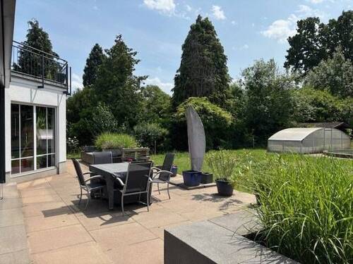 Terrasse - 9 Zimmer Einfamilienhaus zum Kaufen in Kempen