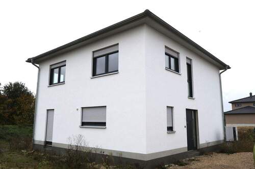 Bild 1 - Einfamilienhaus - 595.000,00 EUR Kaufpreis, ca.  136,00 m² Wohnfläche