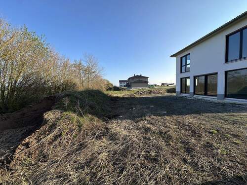 Garten - Einfamilienhaus mit 136,00 m² in Merkendorf zum Kaufen