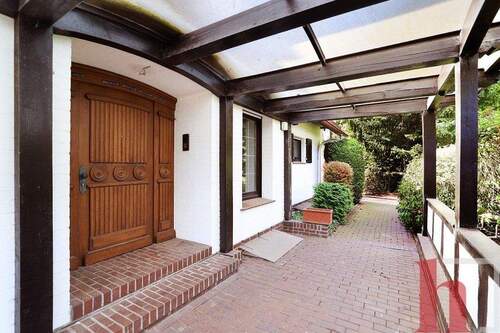 Eingang - Einfamilienhaus mit 190,00 m² in Dinklage zum Kaufen