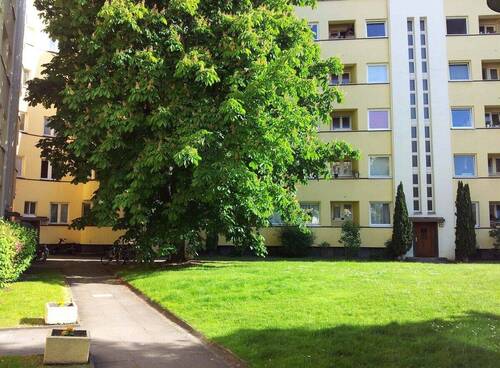 Außenaufnahme Hofseite - * Beliebtes Barmbek-Süd * Vermietete Altbauwohnung mit Wohnküche im Komponistenviertel