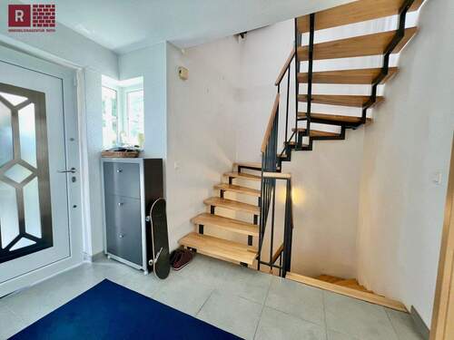 Bild 4 - Einfamilienhaus mit 181,00 m&sup2; in Frankfurt am Main zum Kaufen