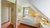 1. OG Schlafzimmer 1 1 - 
