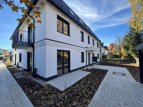 Haus Rückseite_Hauszugang - 