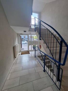 Hauseingang - 3 Zimmer Etagenwohnung in Bad Zwischenahn