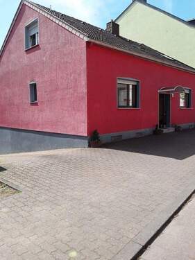 Bild 1 - Schönes Ein bis Zweifamilienhaus mit PVA und perfekter Anbindung