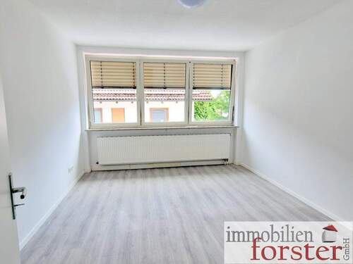 Gewerbefläche - Neu renoviertes KombibüroPraxis mit Duschbad in Weilheim!