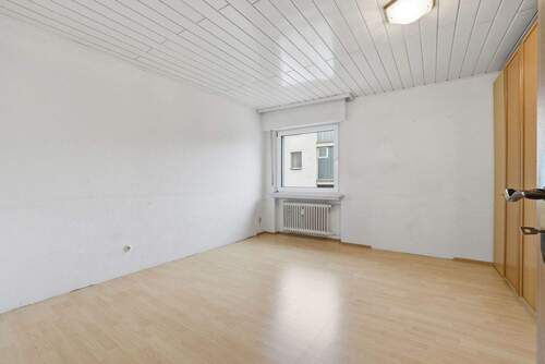 Schlafzimmer 1.OG (2) - 