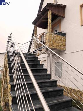 Treppe zu W2 und W3 - 