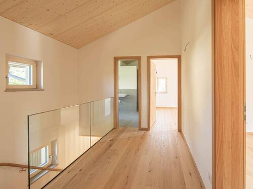 Flur OG - Einfamilienhaus mit 190,00 m² in Inning am Ammersee zum Kaufen