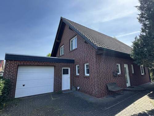 Straßenansicht - 5 Zimmer Einfamilienhaus zum Kaufen in Großenkneten