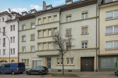 Straßenansicht - 4 Zimmer Etagenwohnung zur Miete in Pforzheim / Arlinger