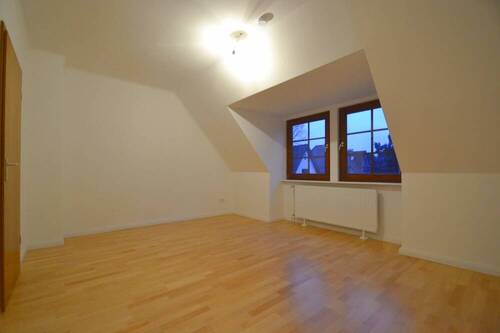 Großzügiges Schlafzimmer - Reihenmittelhaus mit 168,00 m² in Hamburg zum Kaufen