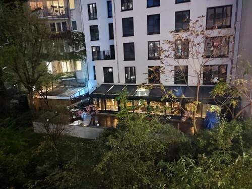 Ausblichk in den ruhigen Hof - 