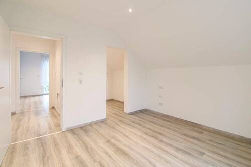 15 SZ mit begehbarem Kleiderraum - 