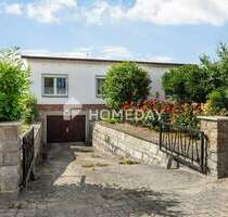 Bungalow mit Kamin, Wintergarten und großem Grundstück - Bad Kleinen