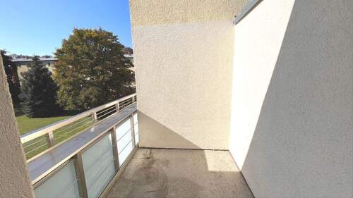 Balkon - 2 Zimmer Etagenwohnung zum Kaufen in Berlin