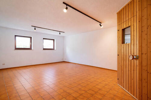 Hobbyraum mit Sauna - 