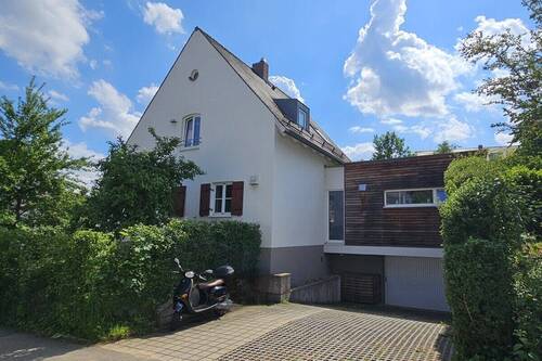 Bild 1 - Zwischen historischer Altstadt und Universität - Einfamilienhaus von stiller, aber höchster Qualität