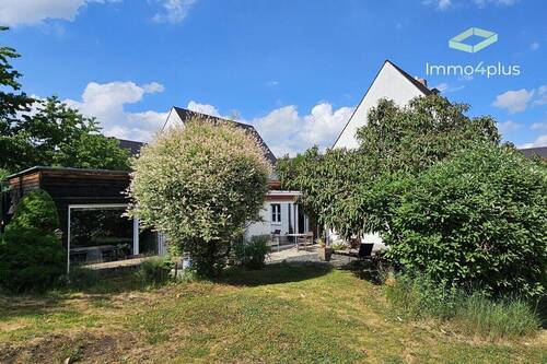 Bild 2 - 4 Zimmer Einfamilienhaus zum Kaufen in Regensburg